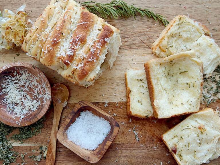 Garlic Rosemary Pull Apart Bread