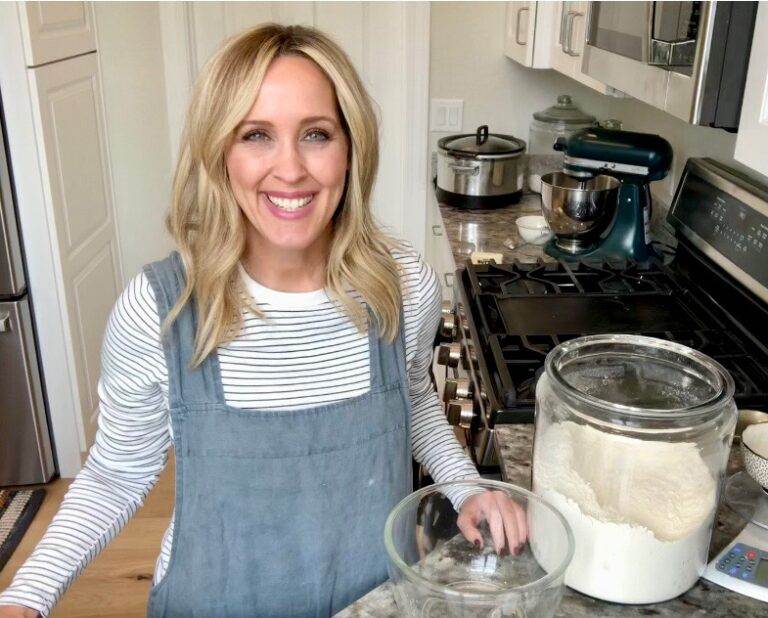 How to Measure Ingredients for Baking