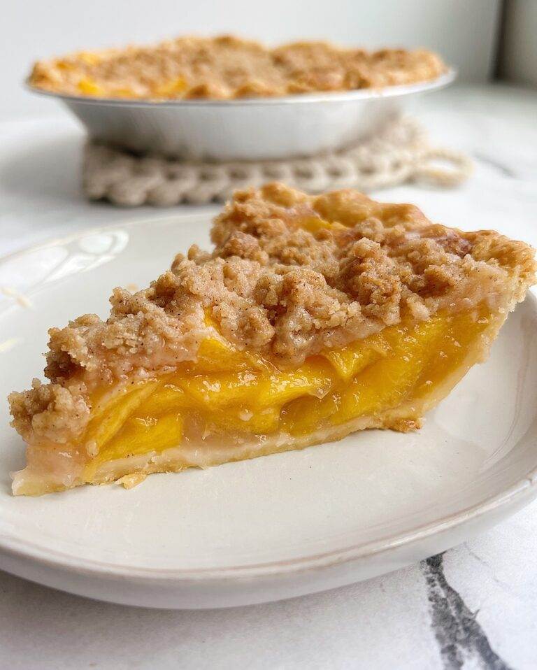 Peach Crumble Pie